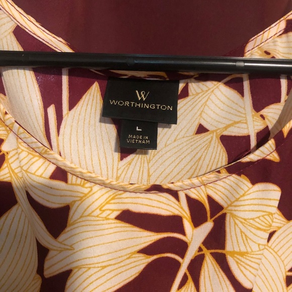 Worthington Women’s Round Neck Short Sleeve Blouse - Picture 2 of 2